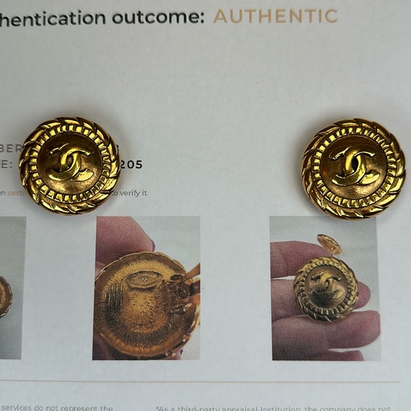 COA CHANEL CC 24K Goldplated Earrings 1.2” Diameter Vintage Clip On - Picture 2 of 9
